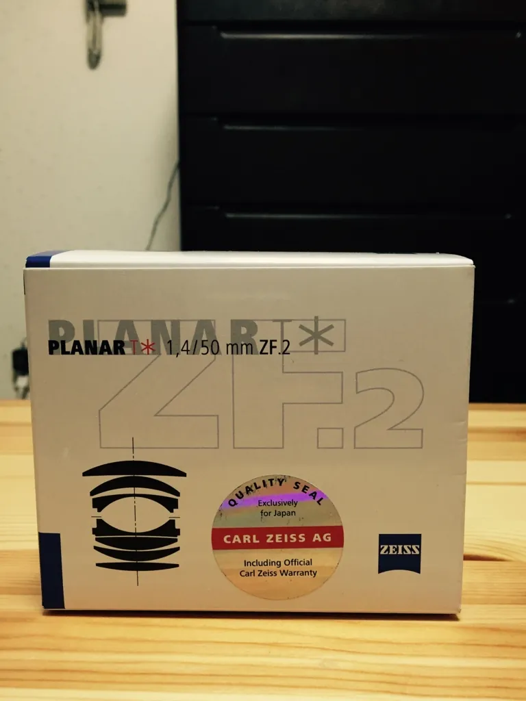 【レンズ沼】Carl Zeiss PLANAR T*1.4/50mm ZF.2を買ってしまった話。