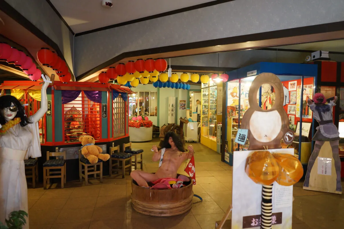 24746627087 cea2ab863f o