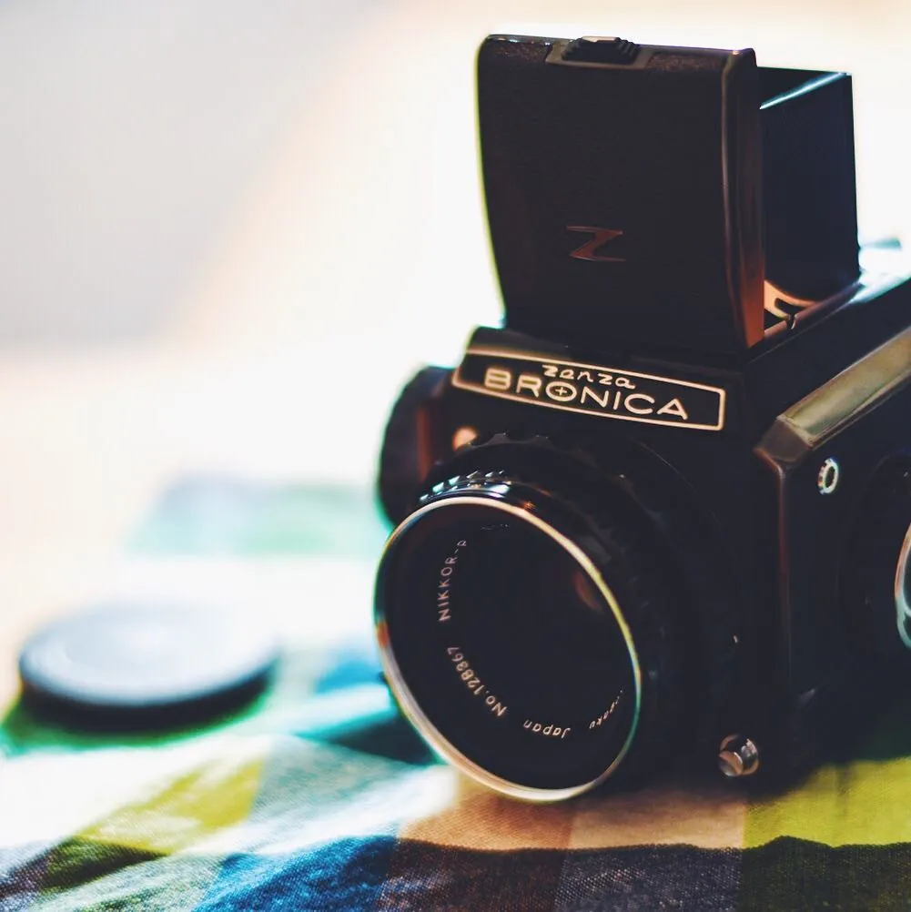 中判フィルムカメラ「ゼンザブロニカS2」の作例と見た目や外観などなど!