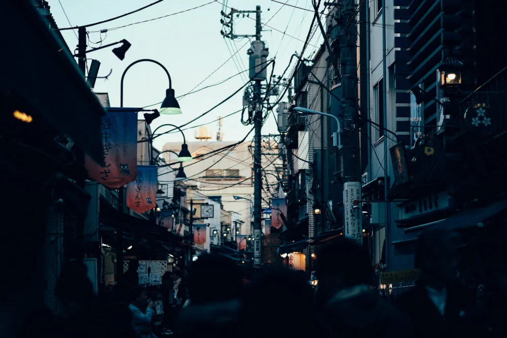 商店街(X-T2 / XF 56mmF1.2 R APD)