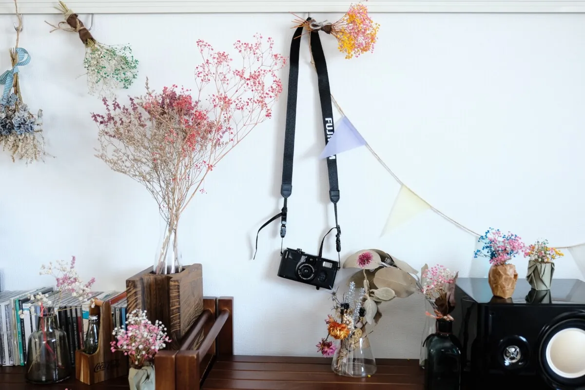 「写ルンです」専用ハードカバーがシルバーもブラックもどっちもかわいい