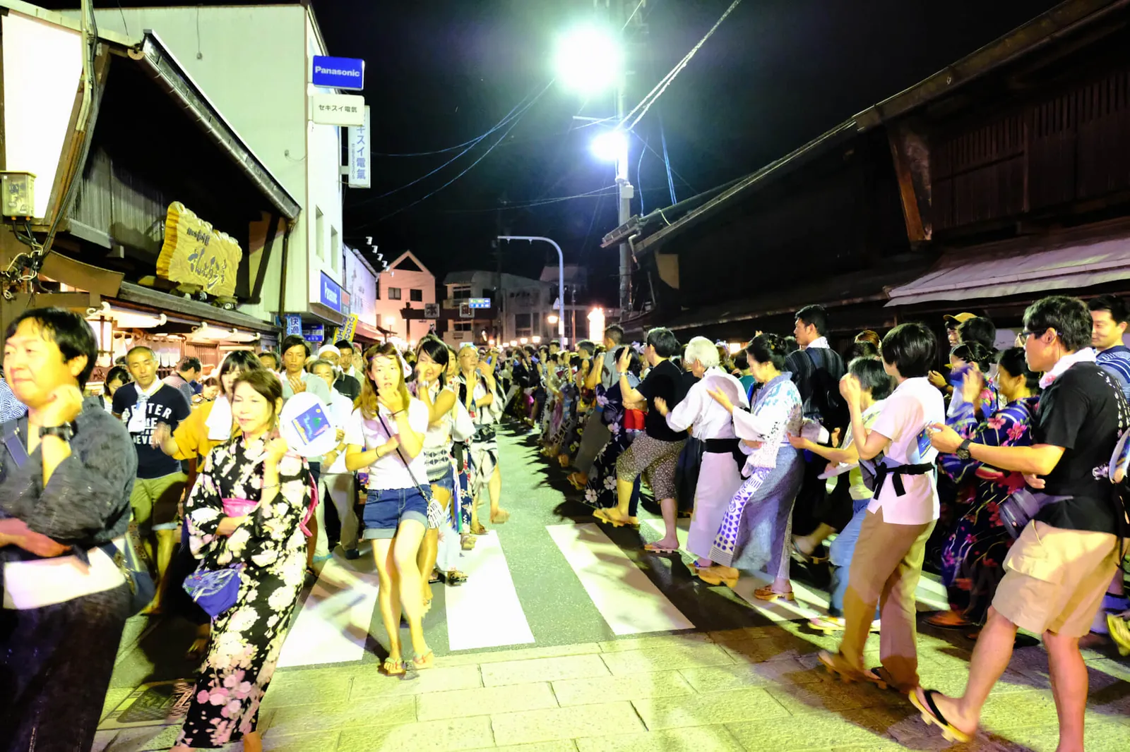 「郡上八幡」と「郡上踊り」の夏旅をしてきた