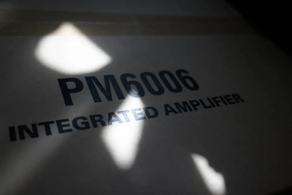 プリメインアンプのmarantz PM6006を買いました