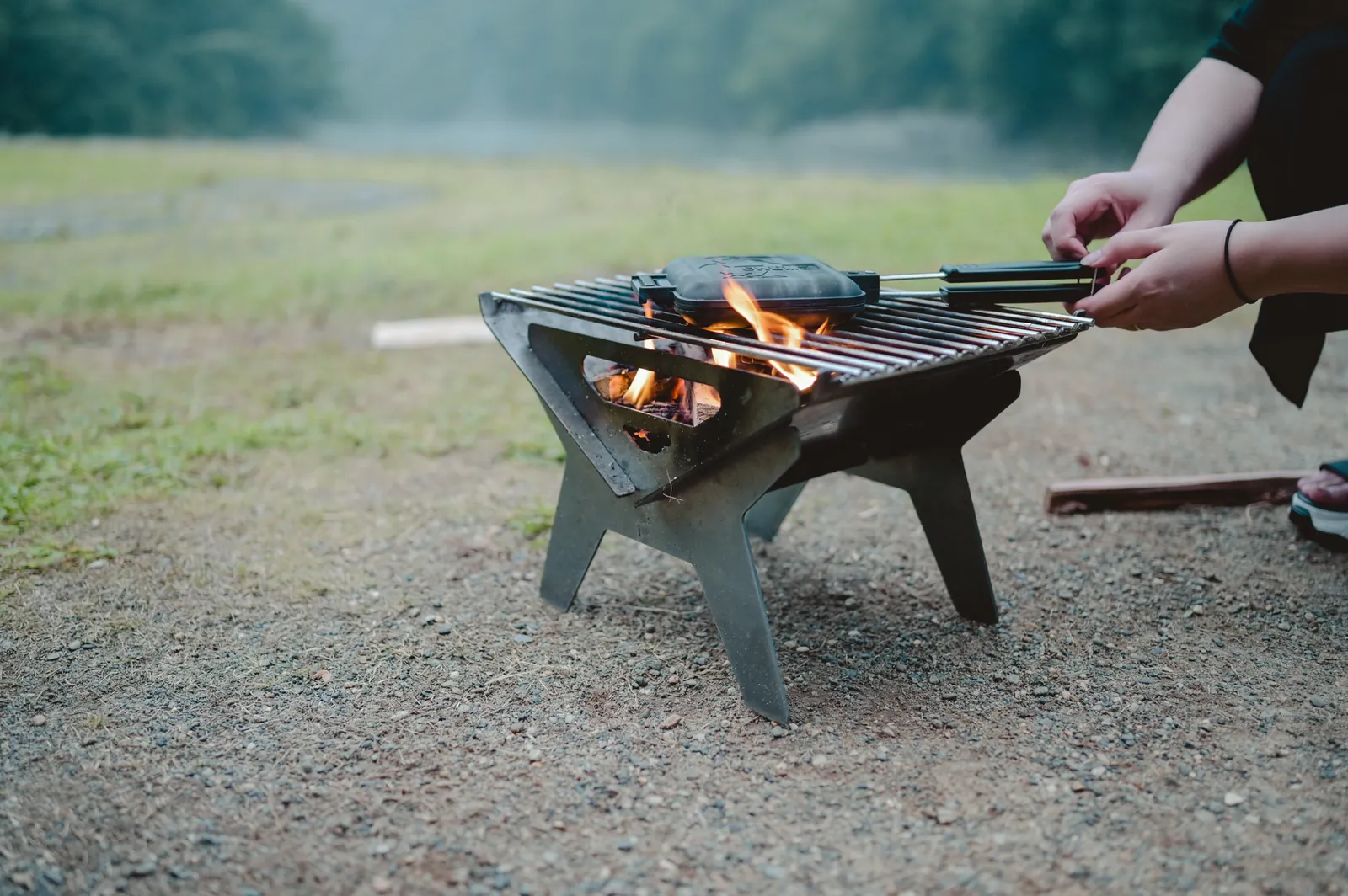 焚き火台、Small Firepit and Grill