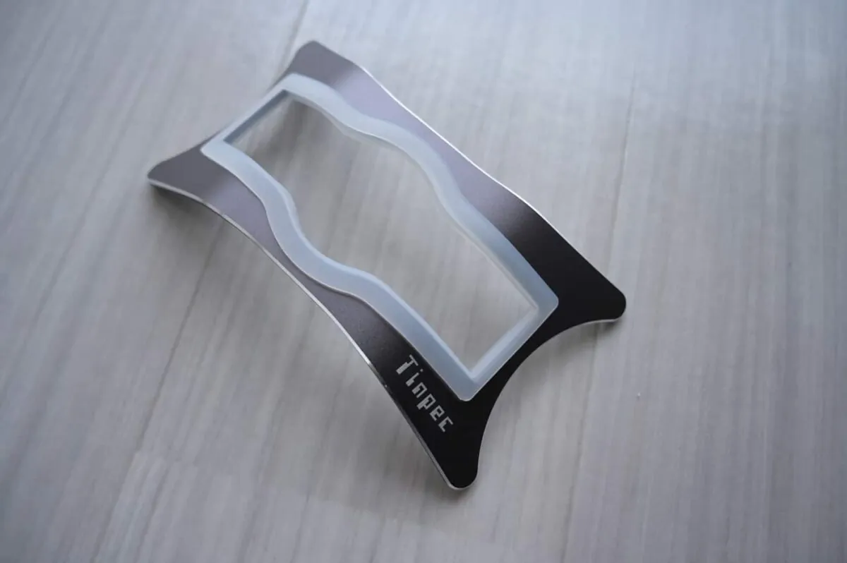 Mac mini用にTinpecデスクトップスタンドを買った