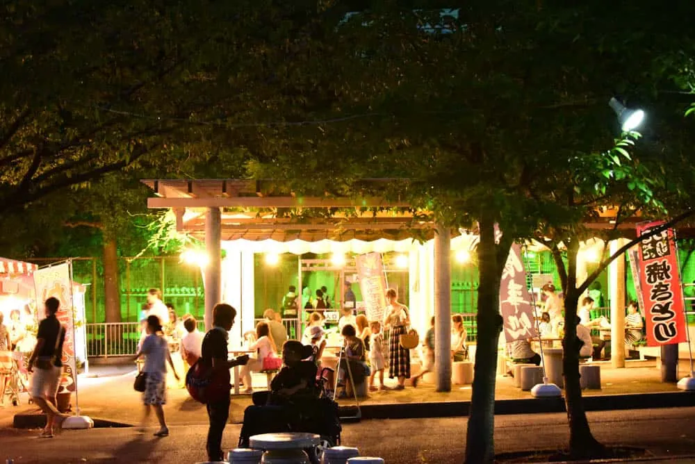 夜の動物園。東山動植物園「ナイトZOO」をNikon D750で撮影してきました。