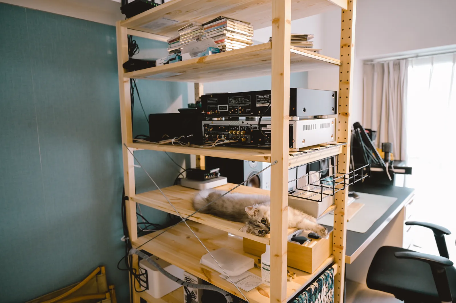 フリーランスエンジニアのデスク環境は日々めまぐるしく変化する