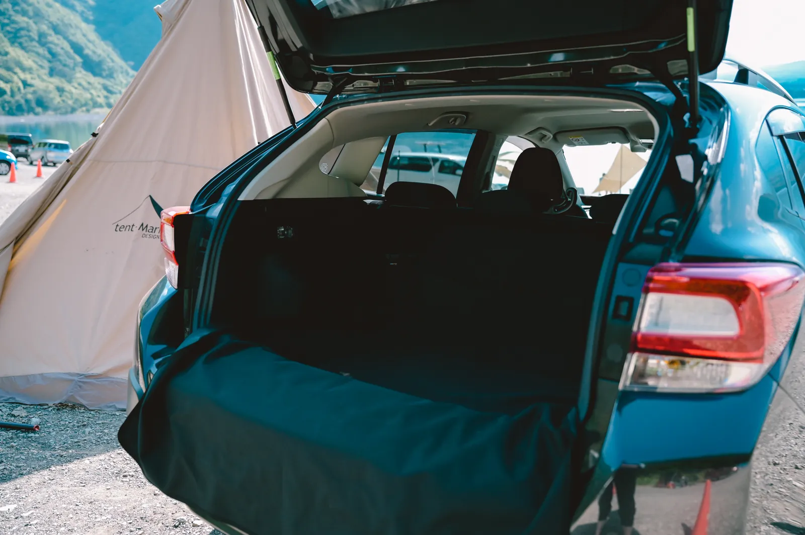 ラゲッジスペースの汚れ防止にGORDON MILLER CORDURA 2WAY LUGGAGE SEAT レビュー