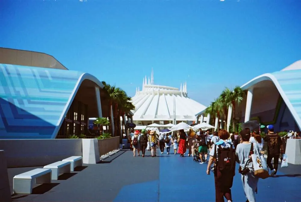 CONTAX T2とLomo100のディズニーランドがすごくエモかった