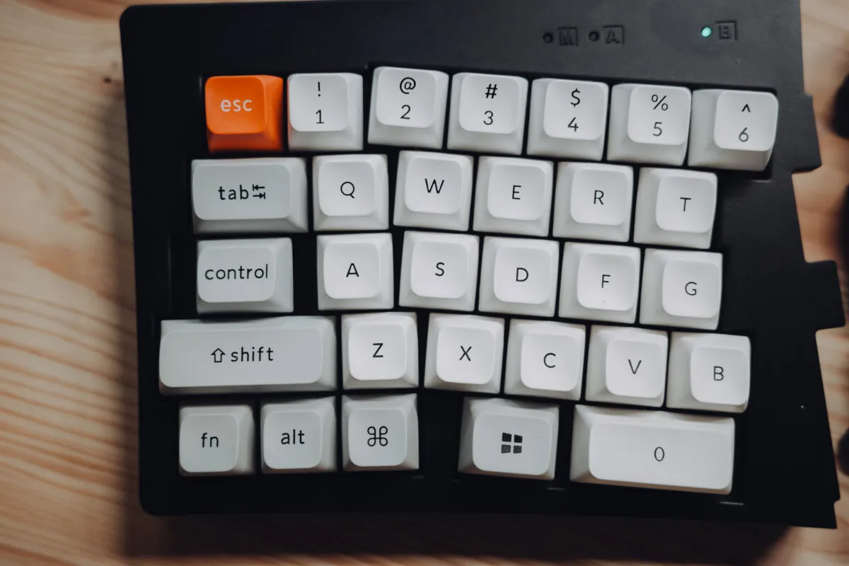 分割キーボードに手を出した。MISTEL BAROCCO MD600 Alpha BT US配列